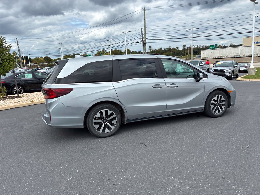 Used 2025 Honda Odyssey EX-L image 8