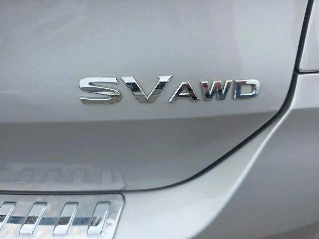 Used 2017 Nissan Rogue SV w/ SV Premium Package AWD/4WD image 16