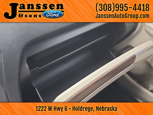 Used 2019 Ford Explorer Limited w/ Class III Trailer Tow Package AWD/4WD image 36