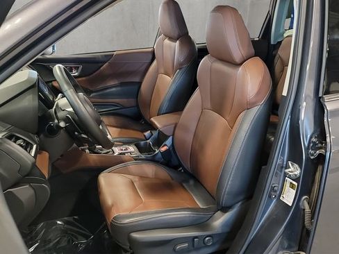 Used 2023 Subaru Forester Touring image 16