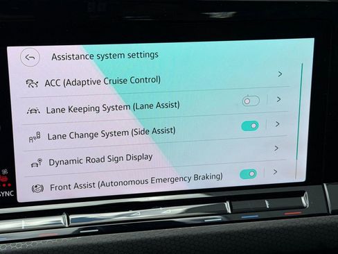 Used 2024 Volkswagen GTI Autobahn FWD image 29