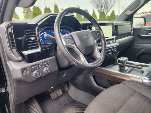 Used 2023 Chevrolet Silverado 1500 RST image 23