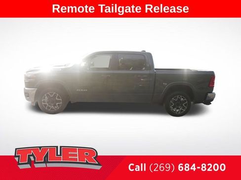 New 2026 RAM 1500 Laramie AWD/4WD image 4