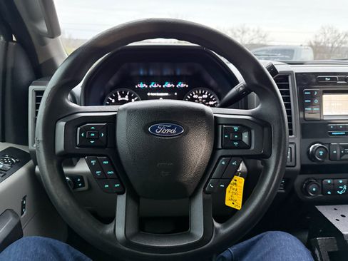 Used 2019 Ford F250 XL w/ Power Equipment Group image 17