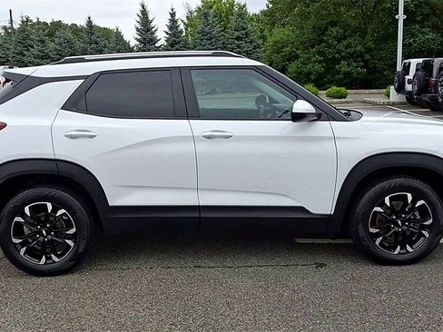 Used 2023 Chevrolet TrailBlazer LT image 9