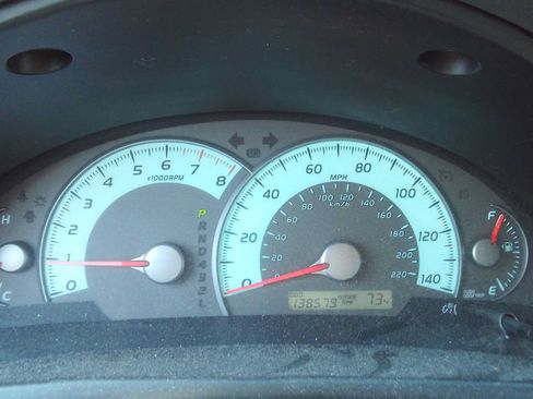 Used 2009 Toyota Camry SE FWD image 9