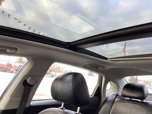 Used 2018 Kia Optima S w/ Panoramic Sunroof Package image 35