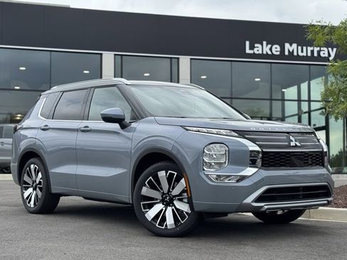 New 2025 Mitsubishi Outlander SEL image 1