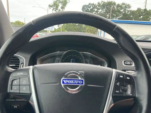 Used 2016 Volvo S60 T5 Premier AWD/4WD image 32