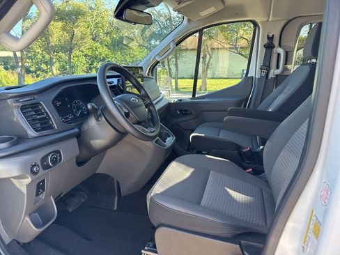 Used 2024 Ford Transit 350 XLT RWD image 9
