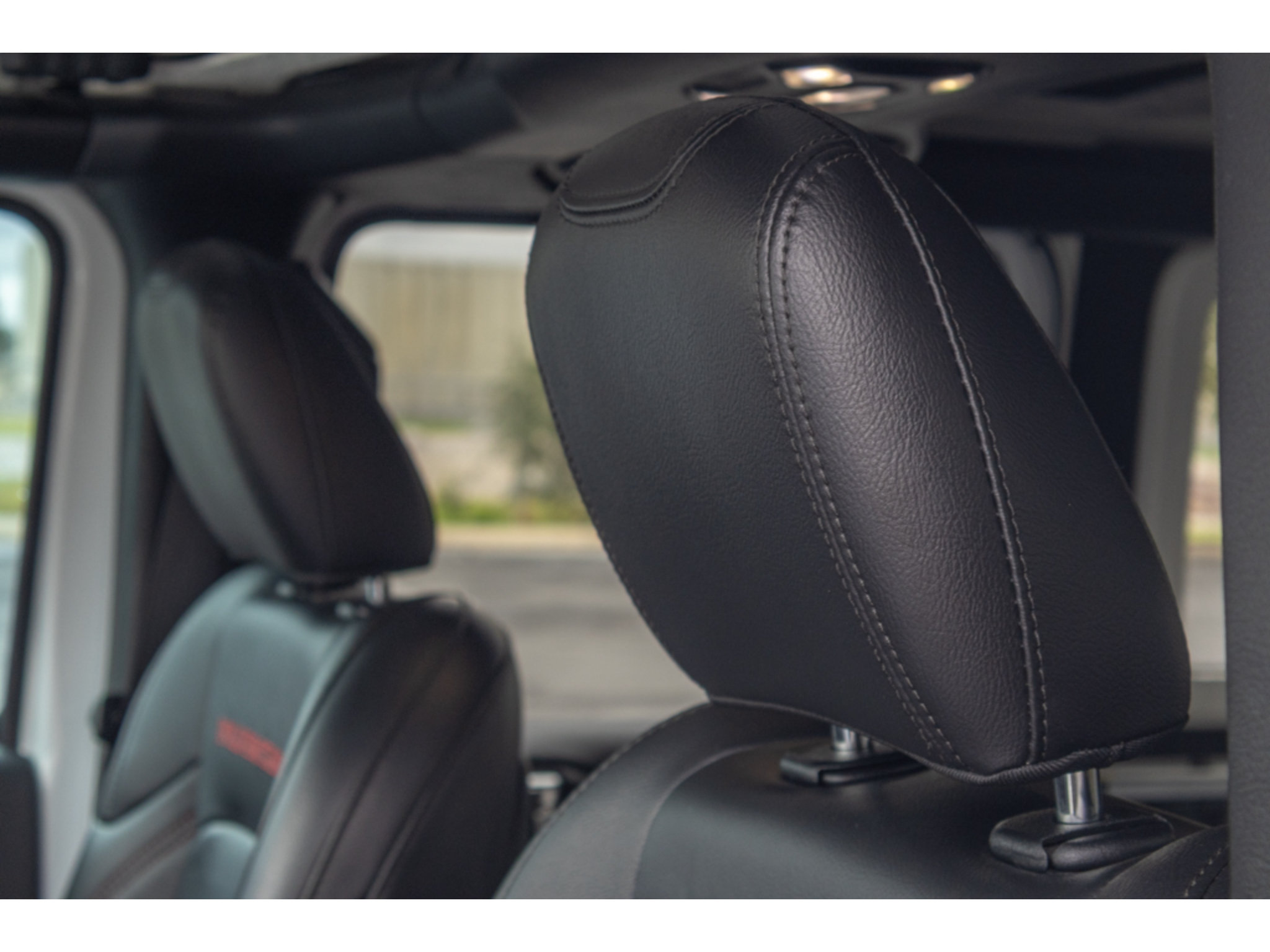 Used 2023 Jeep Wrangler Unlimited Rubicon AWD/4WD image 17