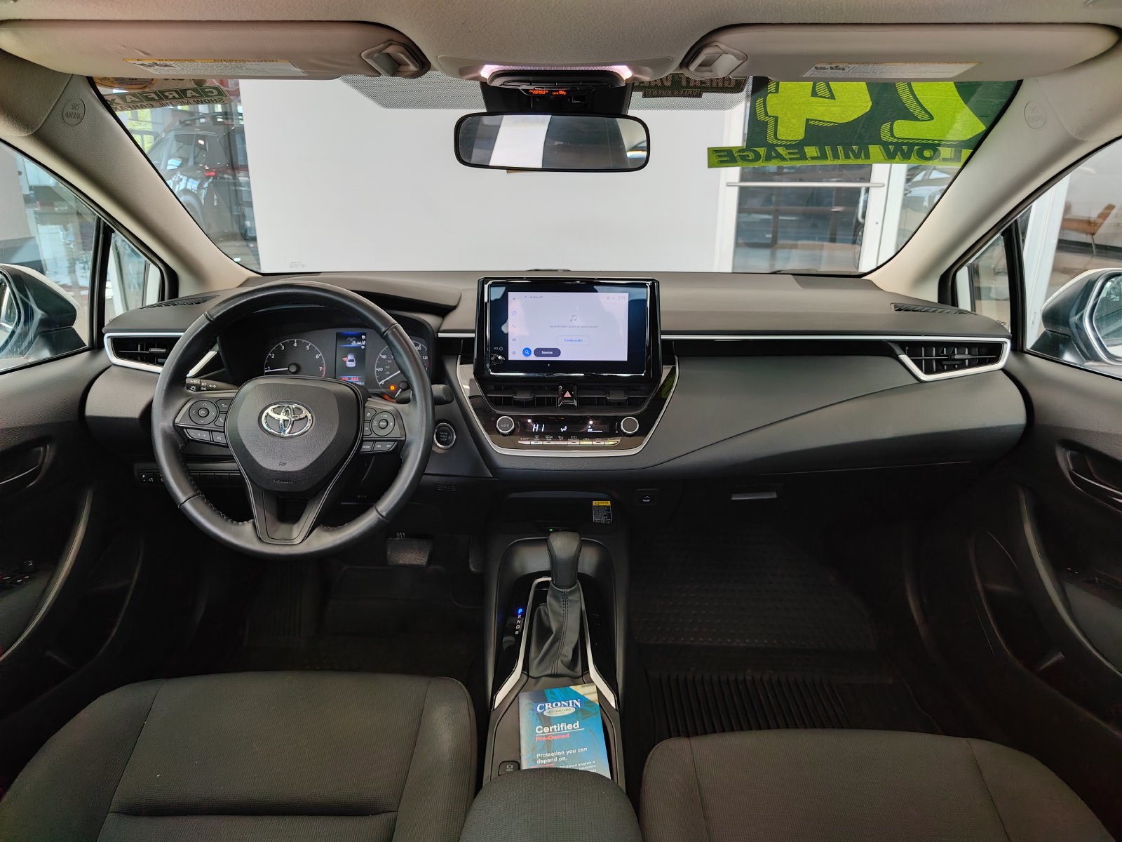 Used 2024 Toyota Corolla LE w/ LE Premium Package FWD image 26