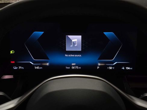 Used 2024 BMW i5 eDrive40i w/ Premium Package image 26