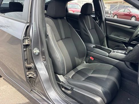 Used 2020 Honda Civic Sport image 16