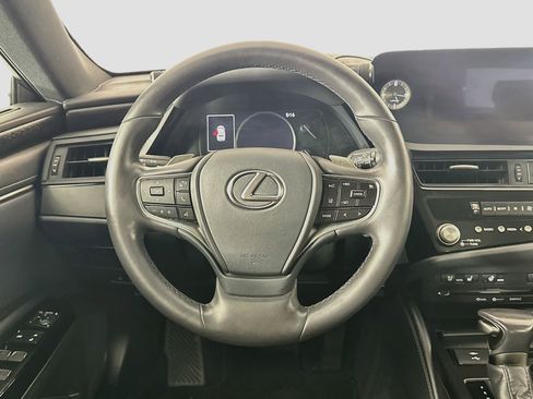 Used 2022 Lexus ES 300h w/ Premium Package FWD image 18