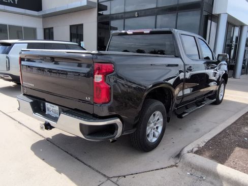 Used 2022 Chevrolet Silverado 1500 LT RWD image 4