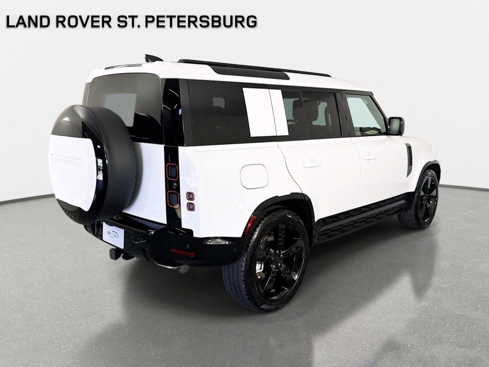 Used 2026 Land Rover Defender 110 X-Dynamic SE AWD/4WD image 5