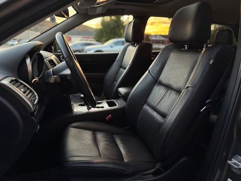 Used 2012 Jeep Grand Cherokee Laredo image 43