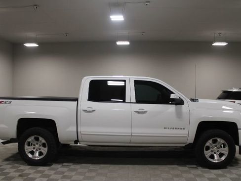 Used 2018 Chevrolet Silverado 1500 LT w/ All Star Edition AWD/4WD image 10