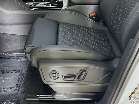 New 2025 Audi SQ5 Premium Plus image 19