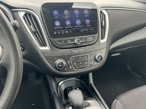 Used 2023 Chevrolet Malibu LT image 18