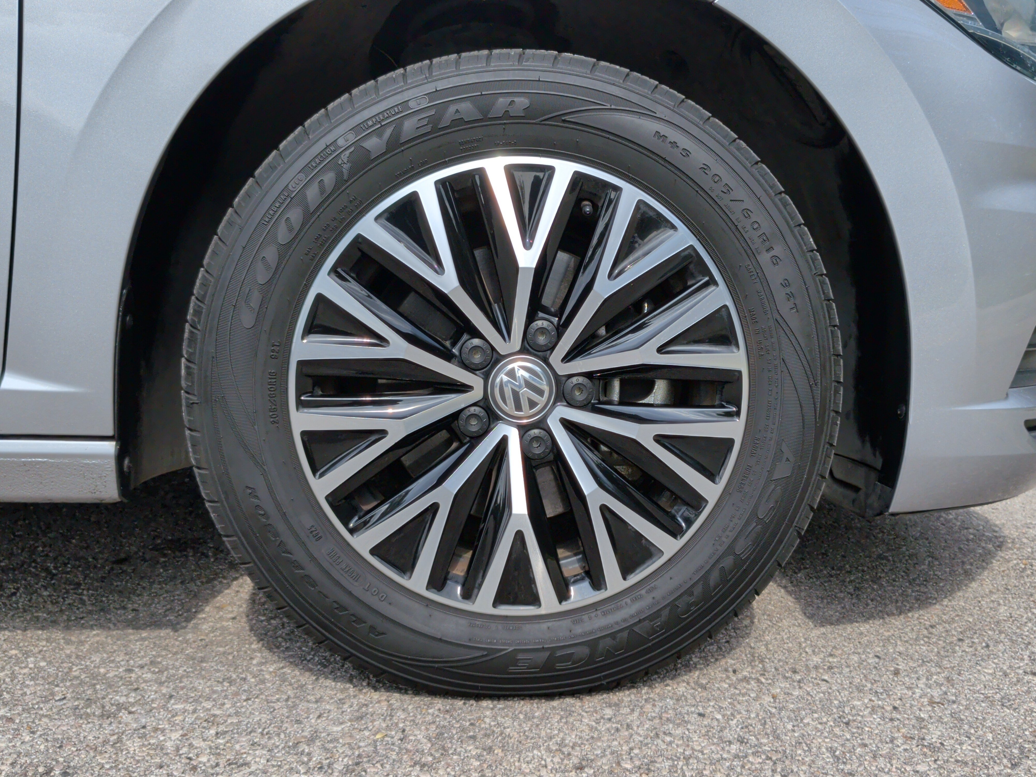 Used 2021 Volkswagen Jetta S w/ Driver Assistance Package FWD image 13