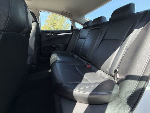Used 2019 Honda Civic EX-L image 15