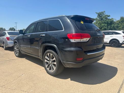 Used 2018 Jeep Grand Cherokee Limited w/ Luxury Group II RWD image 3