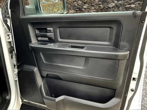 Used 2016 RAM 1500 Express image 22