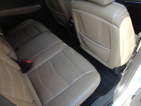 Used 2018 Cadillac XT5 Platinum AWD/4WD image 15