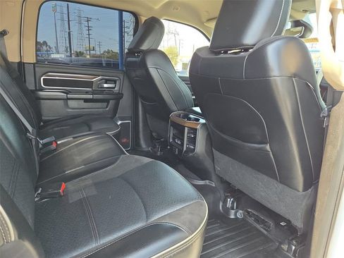Used 2022 RAM 2500 Laramie AWD/4WD image 18