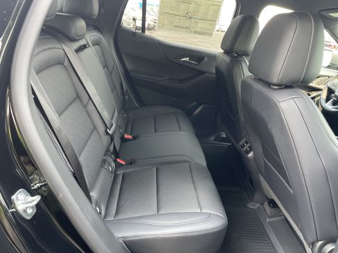Used 2026 Chevrolet Equinox LT w/ Convenience Package II AWD/4WD image 25