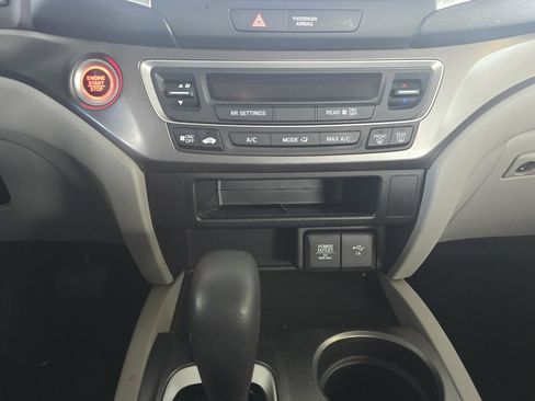 Used 2019 Honda Pilot LX image 13