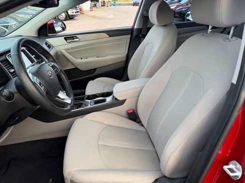 Used 2019 Hyundai Sonata SEL FWD image 10