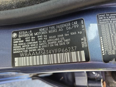 Used 2000 BMW 323i Sedan RWD image 28