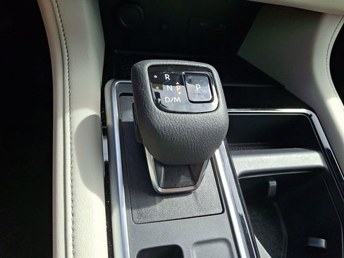 Certified 2025 Nissan Pathfinder SL AWD/4WD image 17