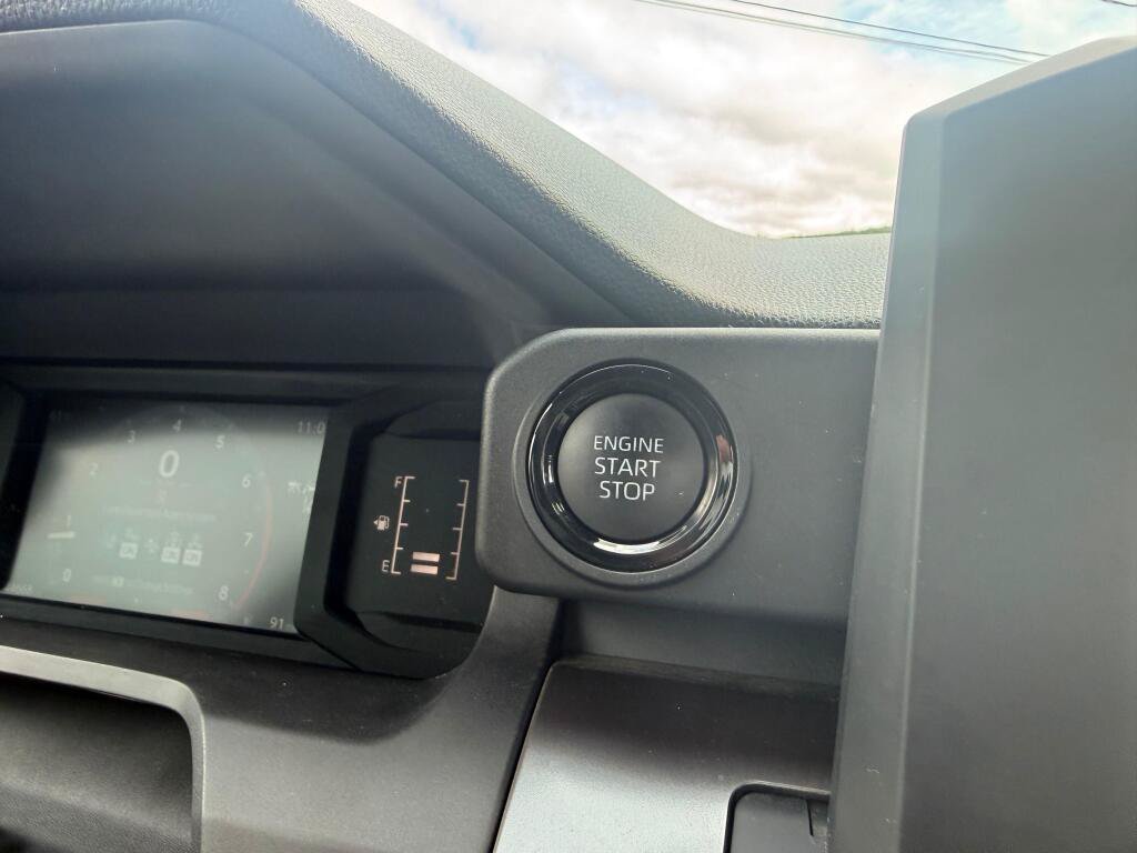 Certified 2024 Toyota Tacoma SR5 AWD/4WD image 34