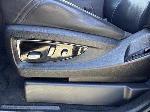 Used 2020 Cadillac Escalade ESV Luxury image 10