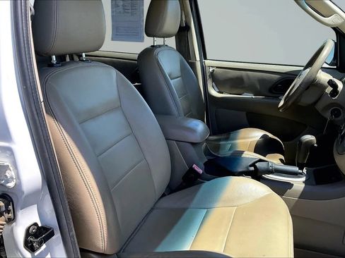 Used 2005 Ford Escape XLT AWD/4WD image 31