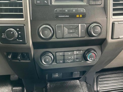 Used 2022 Ford F250 XL w/ STX Appearance Package image 32