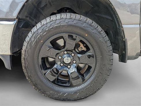 Used 2022 RAM 1500 Big Horn AWD/4WD image 9