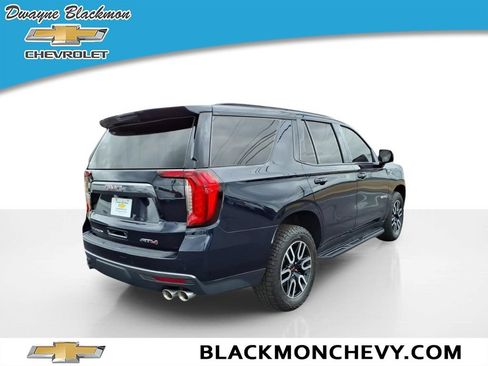 Used 2023 GMC Yukon AT4 w/ Technology Package AWD/4WD image 3