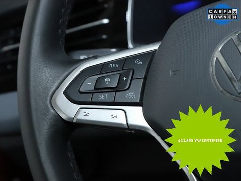 Certified 2025 Volkswagen Jetta SE image 23