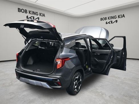 New 2026 Kia Seltos S FWD image 25