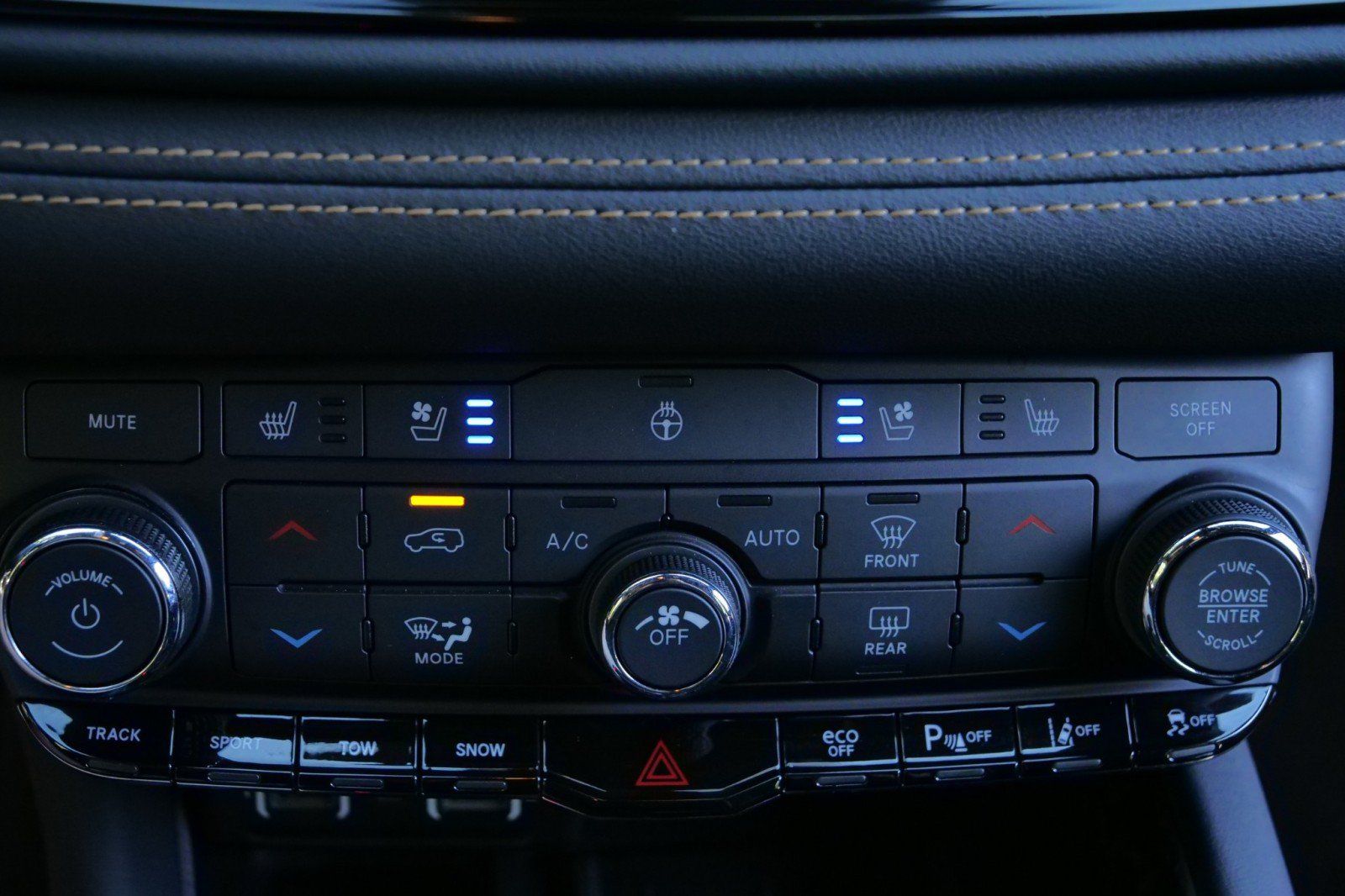 Used 2025 Dodge Durango R/T AWD/4WD image 20