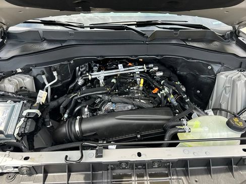 New 2026 Ford Explorer Active w/ Active Comfort Package RWD image 37