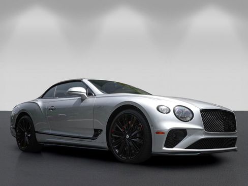 Used 2022 Bentley Continental GT Speed image 9