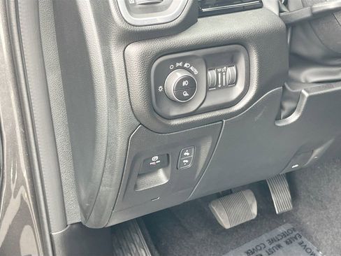 Used 2025 RAM 1500 Laramie w/ Night Edition RWD image 10