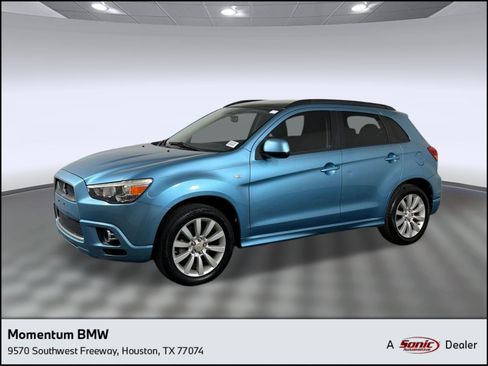 Used 2011 Mitsubishi Outlander Sport SE image 1