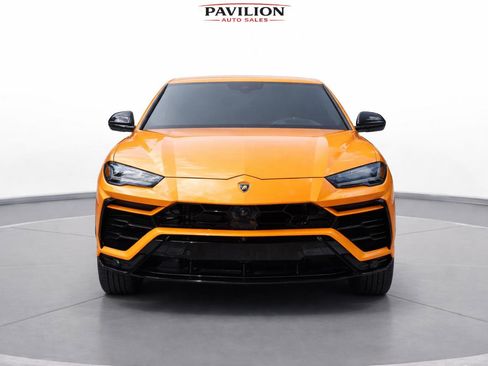 Used 2022 Lamborghini Urus image 3